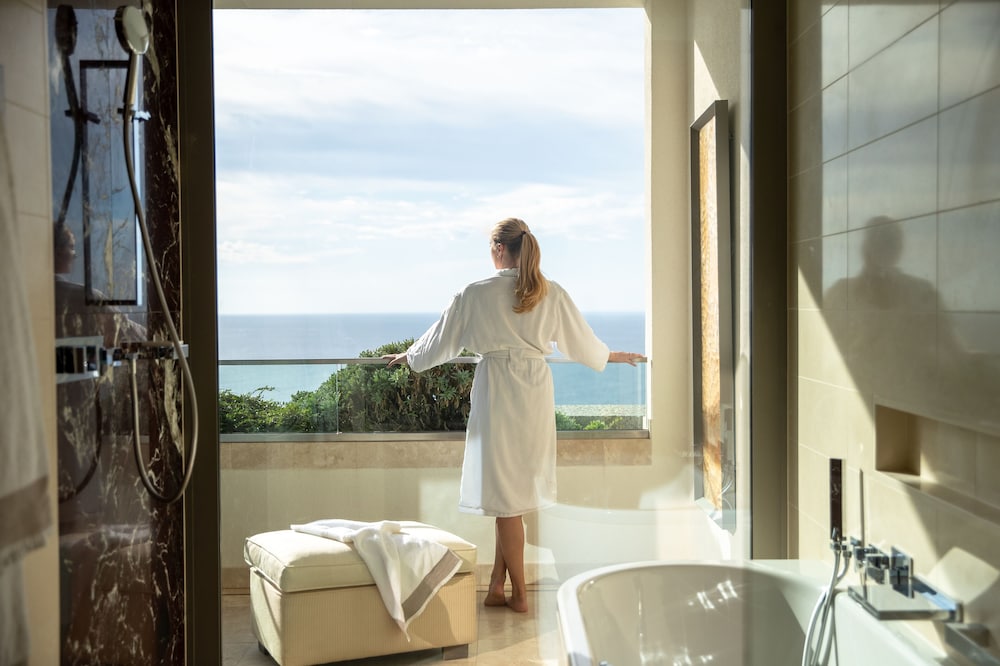 Deluxe Room, Sea View (Mediterranean) - Photo 6