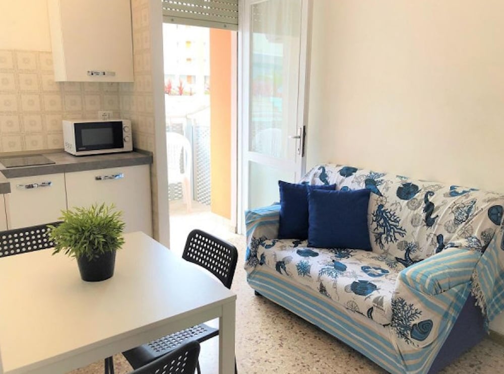 Apartment, 2 Bedrooms, Balcony