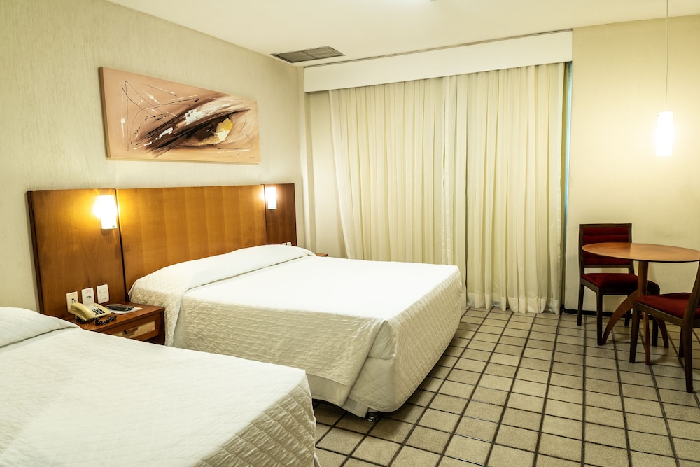 Standard Double Room - Photo 11