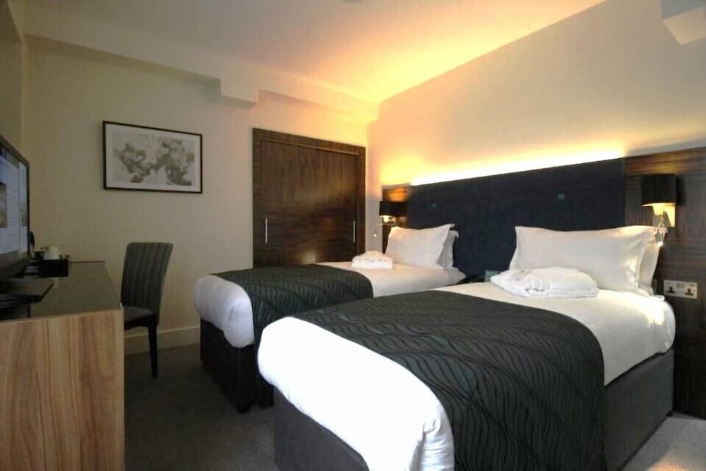 Suite, 2 Twin Beds