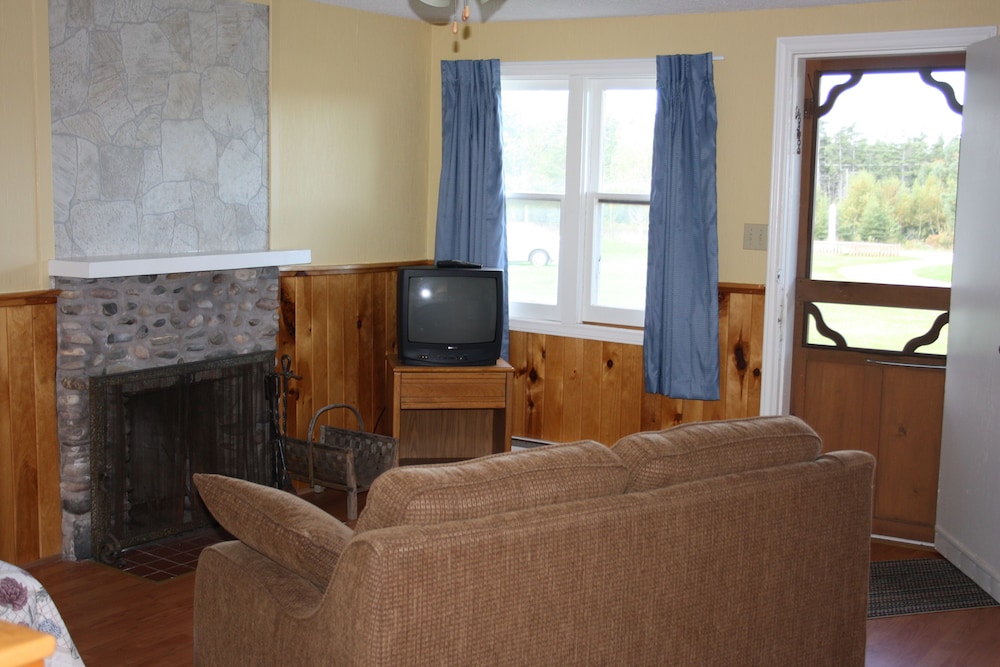 Traditional Cottage photo 3