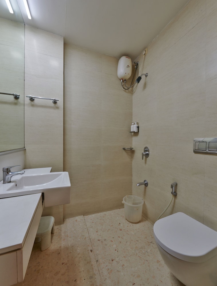 Standard Single Room, 1 Double Bed photo 3