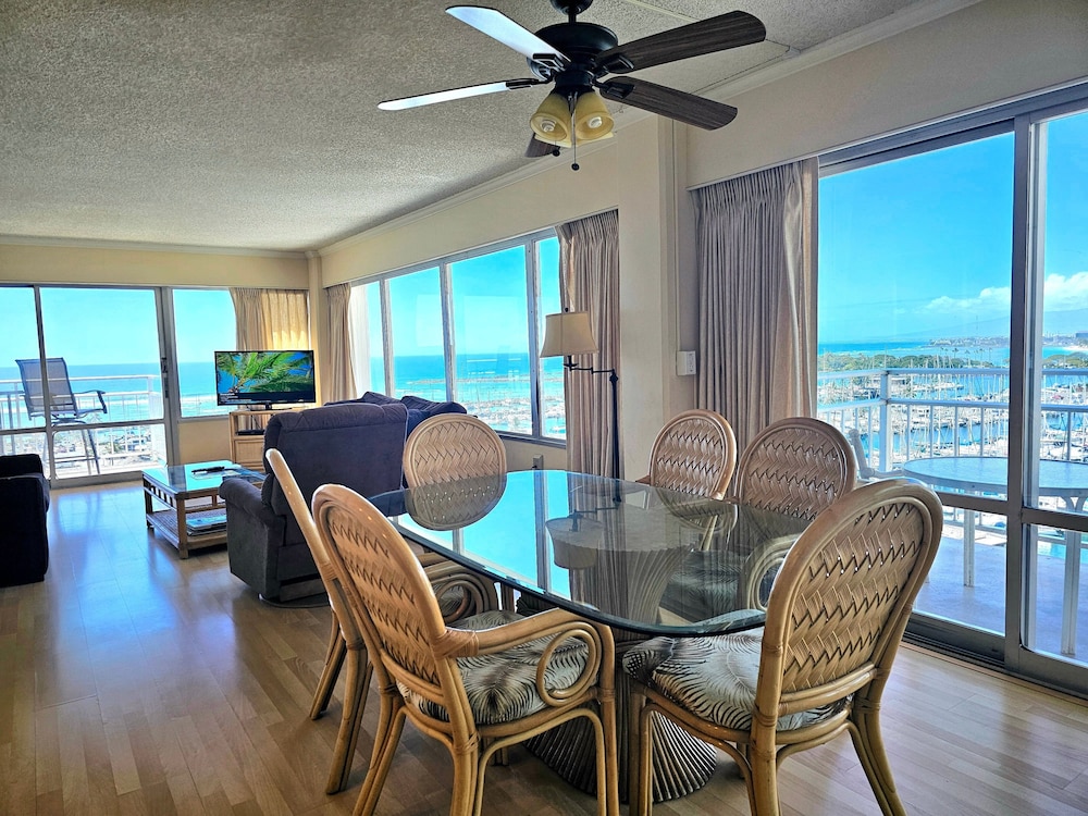 Ilikai Tower 943 Condo - Walk to the Beach, Shops & Restaurants! by RedAwning: Condo, 2 Bedrooms photo