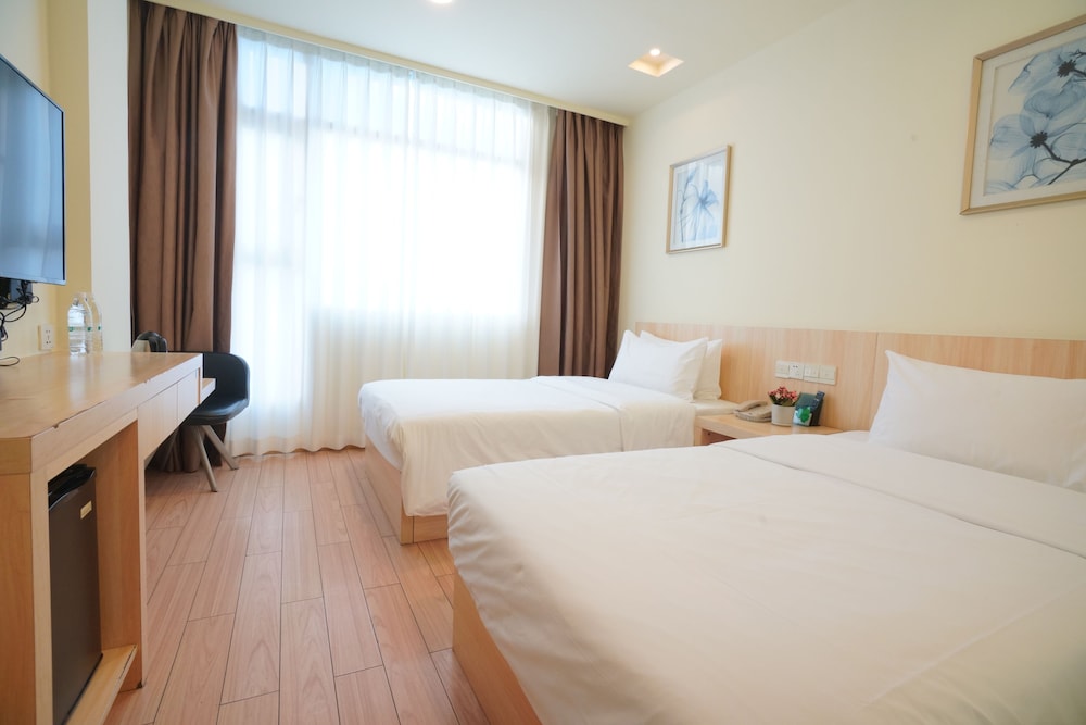 Elite Twin Room - Photo 1
