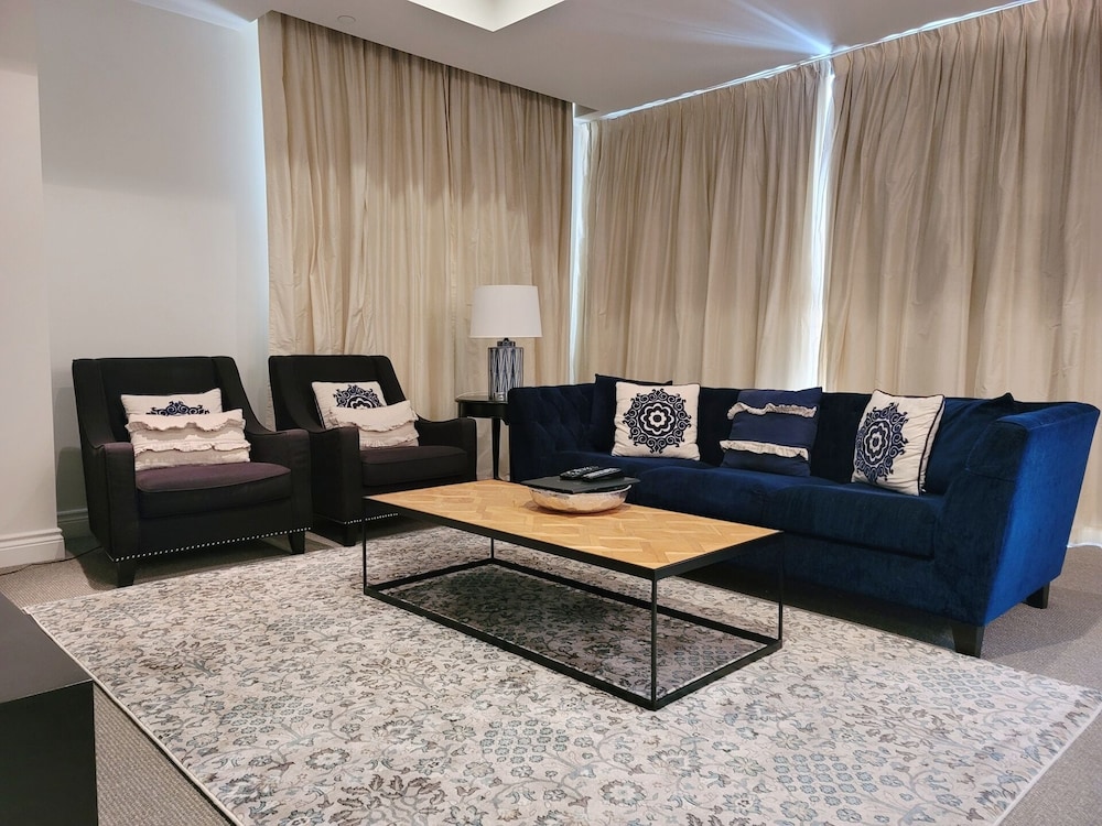 Sub-Penthouse - Photo 14