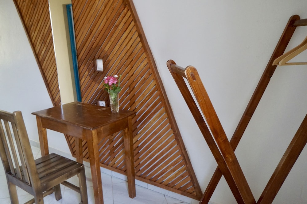 Traditional Bungalow, Multiple Beds, Accessible, Non Smoking photo 3