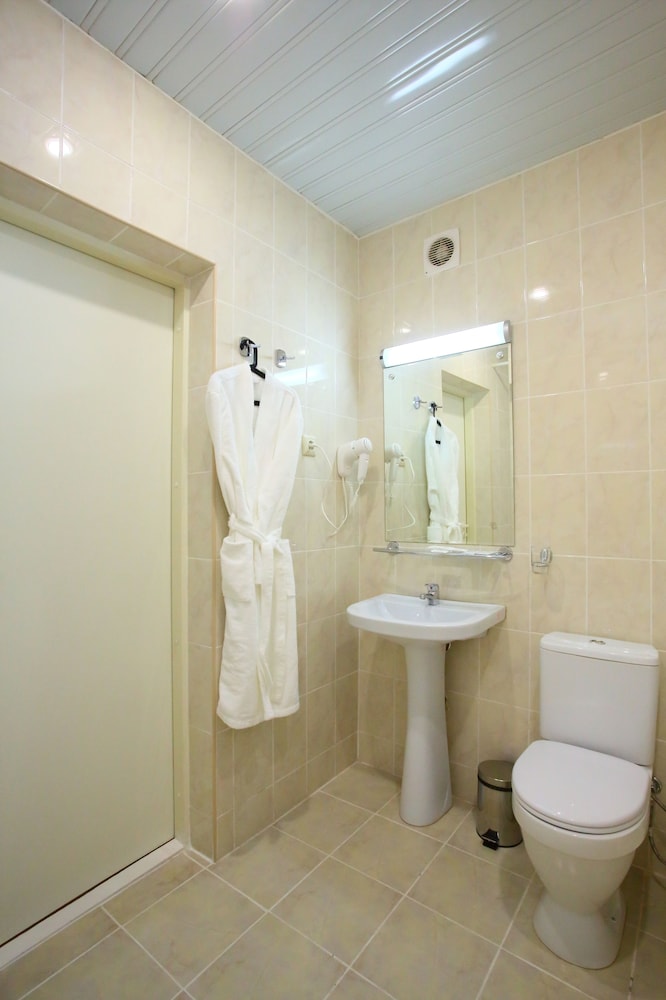 Room photo 2