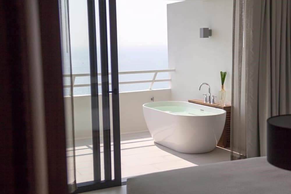 1 Bedroom Suite photo 3