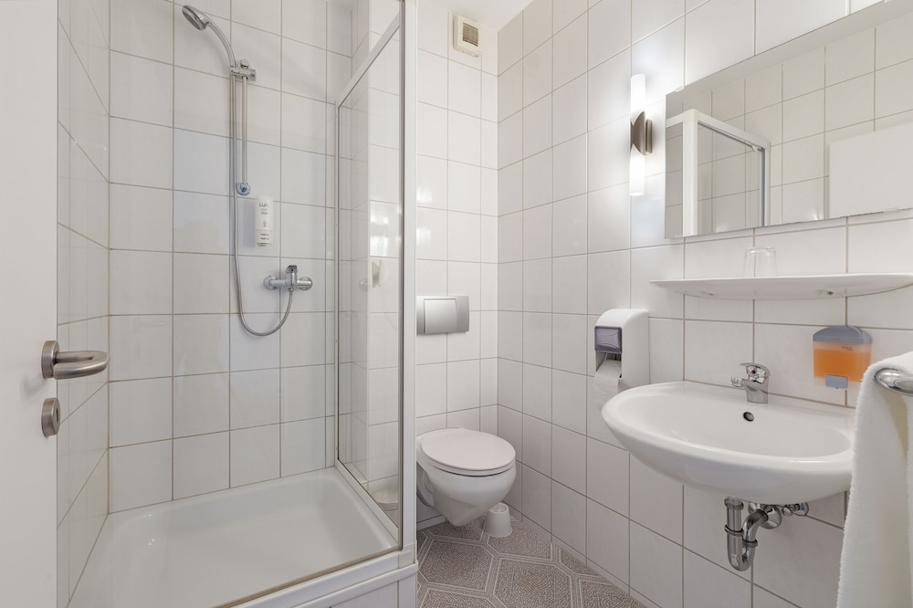 Triple Room - Photo 2