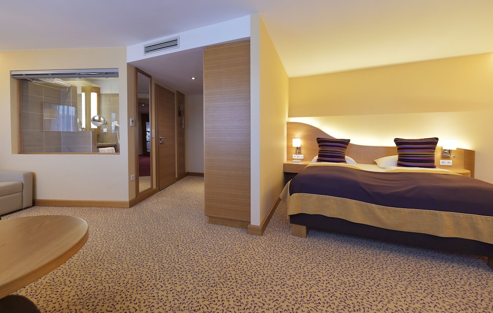 Comfort Quadruple Room Lake Side