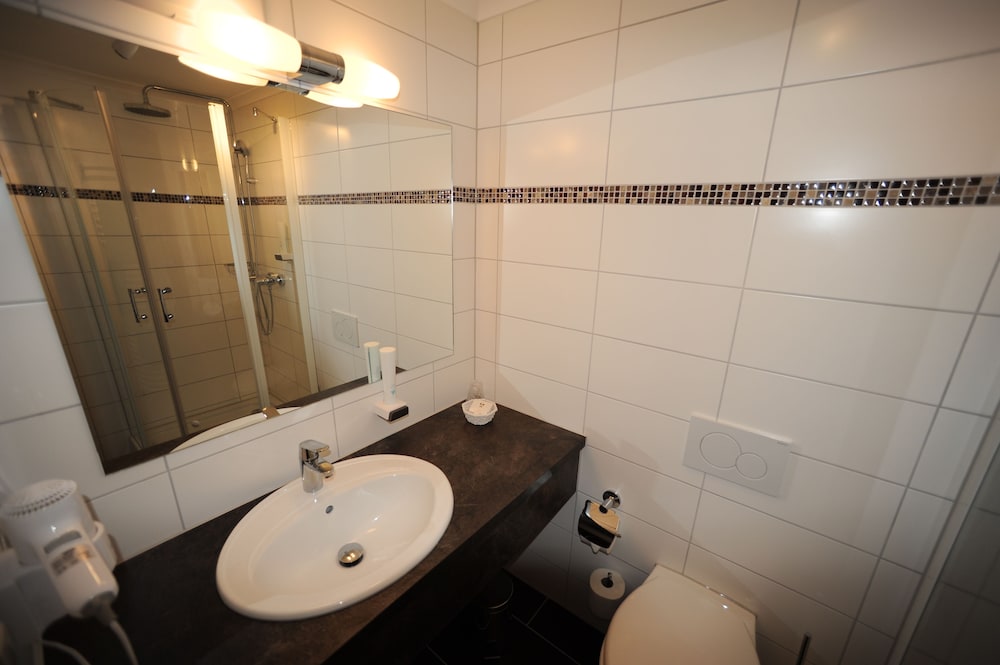 Comfort Double Room - Photo 6