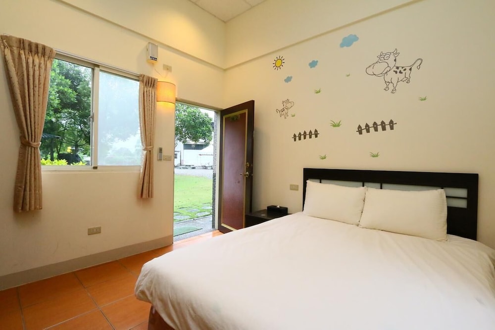 Double Room - Photo 2
