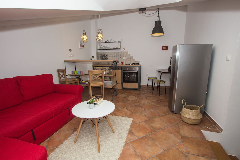 City Duplex, 2 Bedrooms, Balcony photo 2