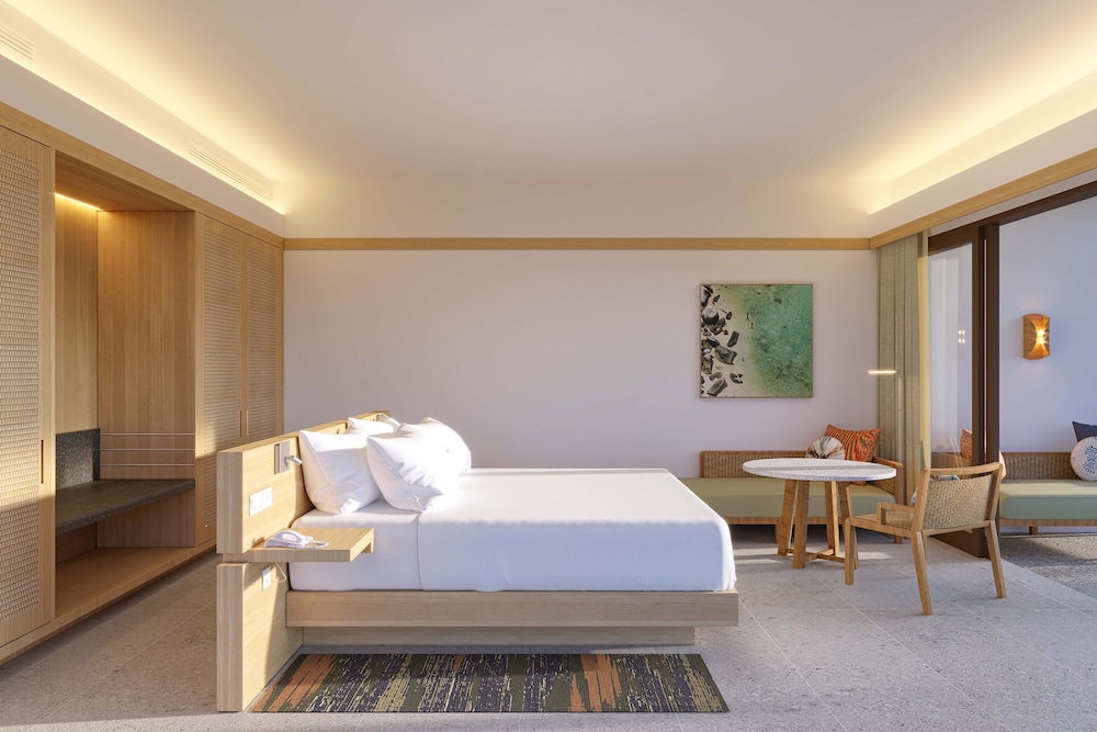 Room, 1 King Bed, Terrace, Lagoon View - Photo 1