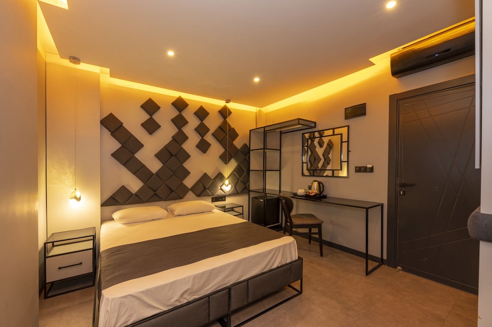 Standard Double or Twin Room photo 2