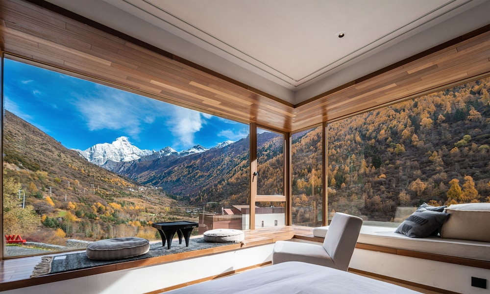 Luxury Suite photo 1