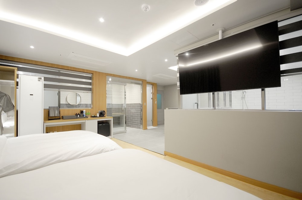 Suite Poolvilla - Photo 7