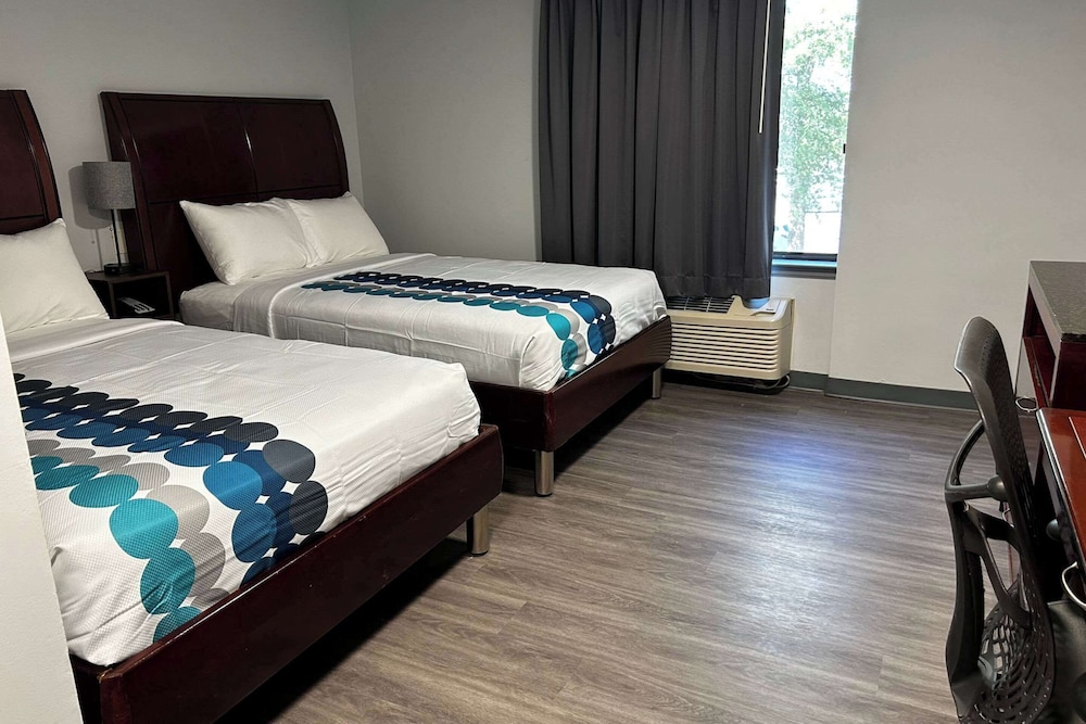 Standard Room, 2 Double Beds, Non Smoking