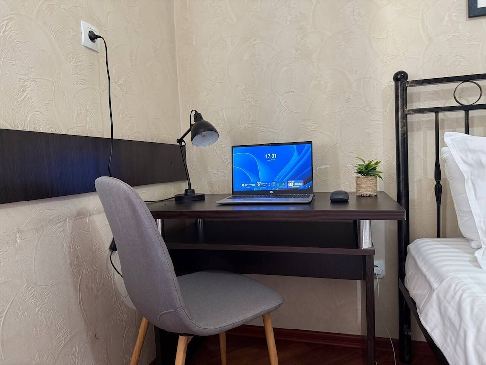 Basic Twin Room, Courtyard View