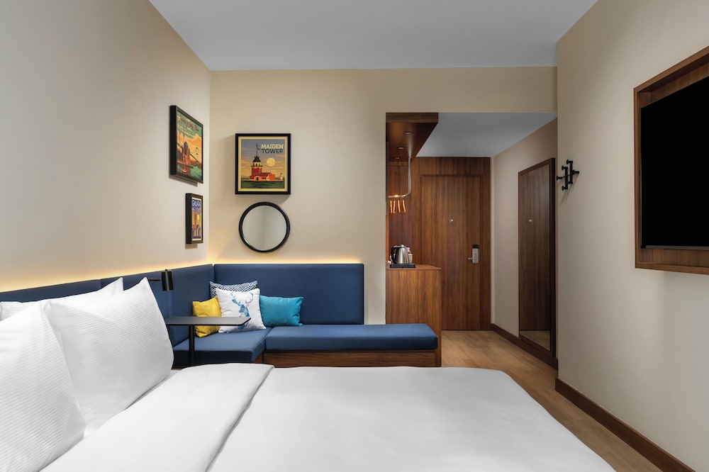 Superior Room, 1 King Bed with Sofa bed