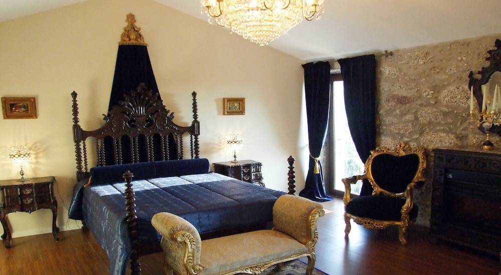 Executive Suite photo 2