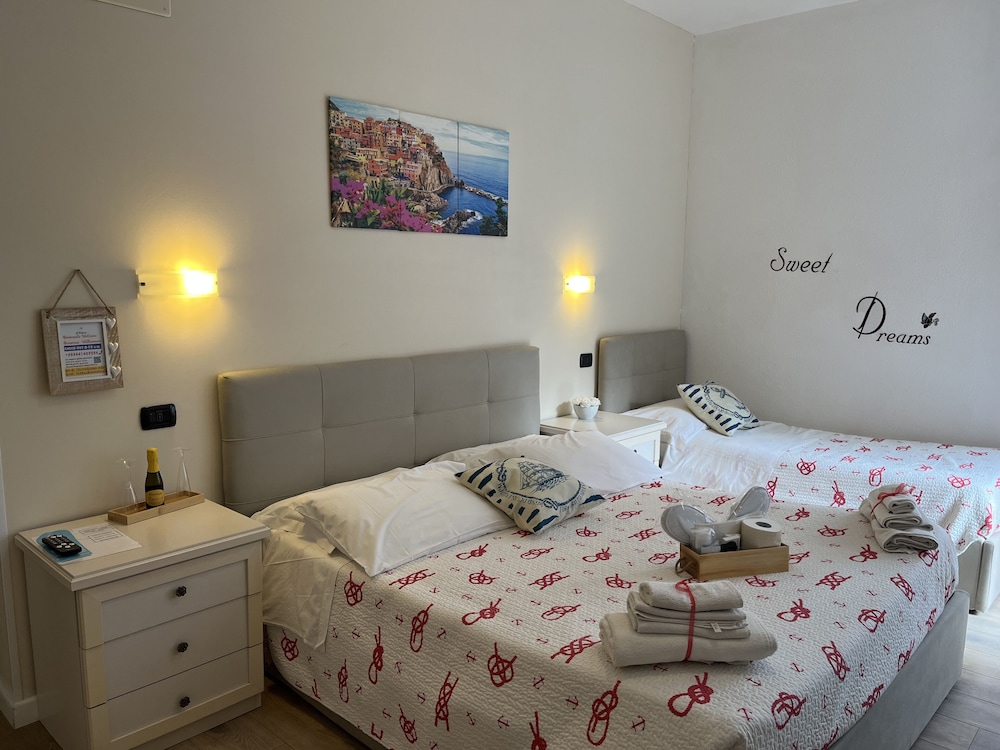 Triple Room (A/C) photo 2