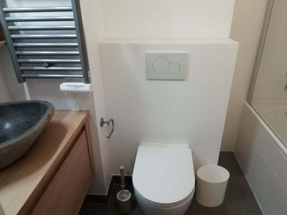 Apartment, 2 Bedrooms 4 persons and 1 baby photo 3