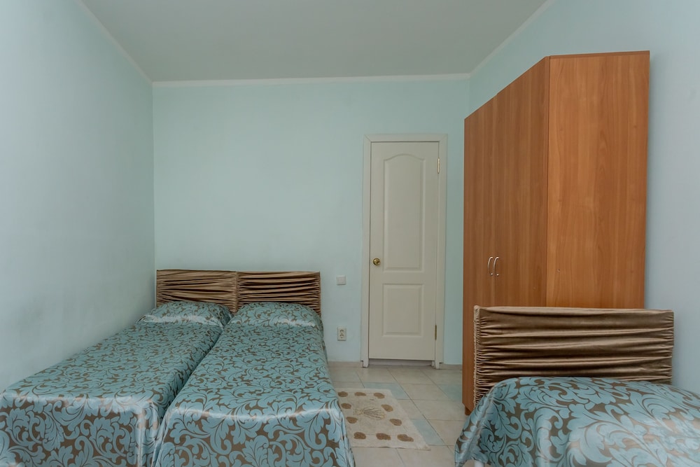 Standard Triple Room photo 2