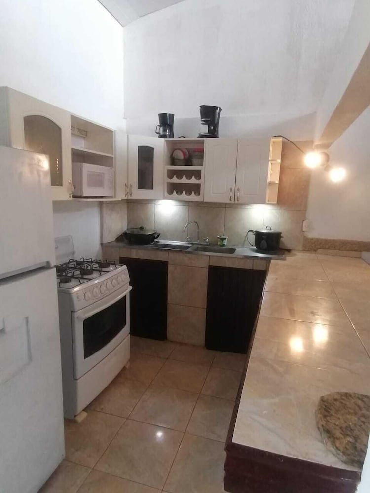 Family House photo 2
