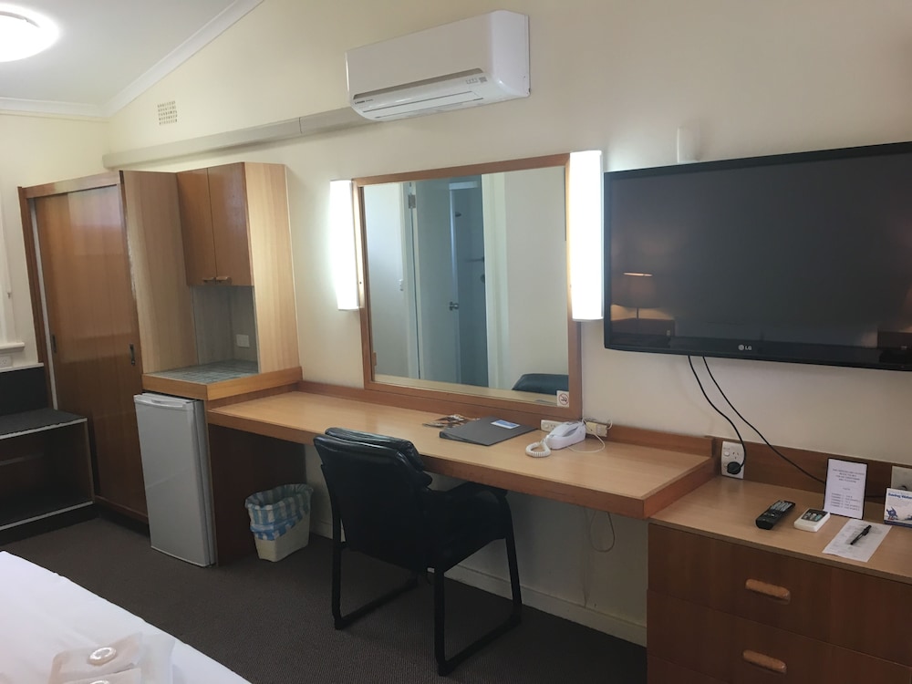 Standard Twin Room photo 3