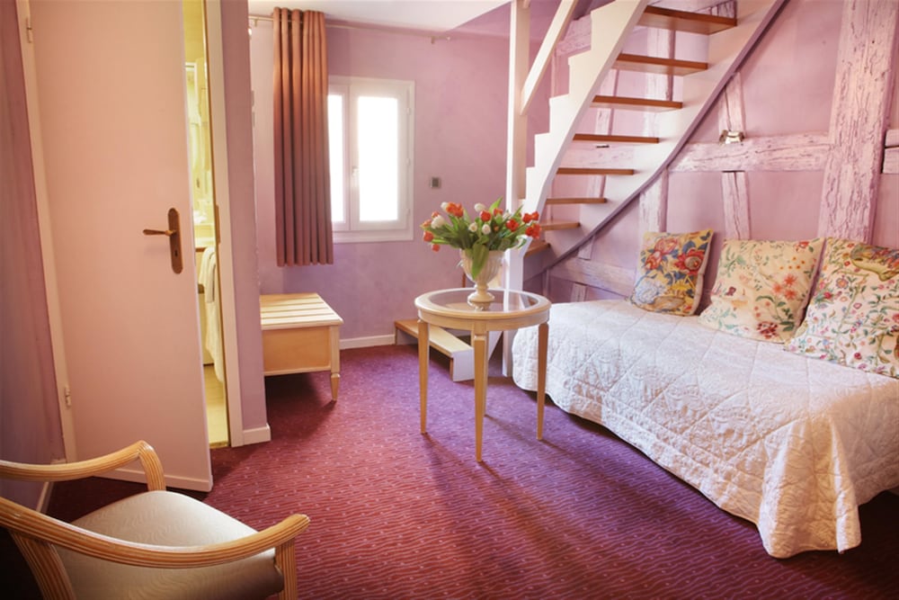 Triple Room - Photo 2