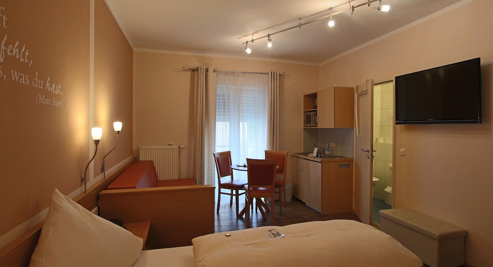 Triple Room photo 3