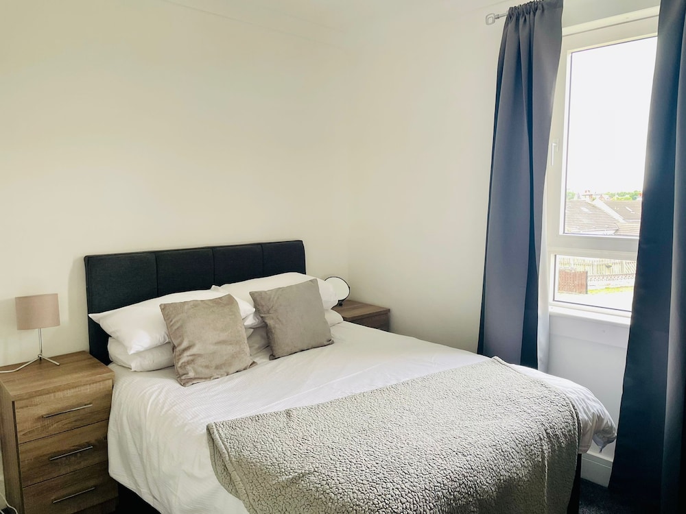 Basic Apartment photo 2