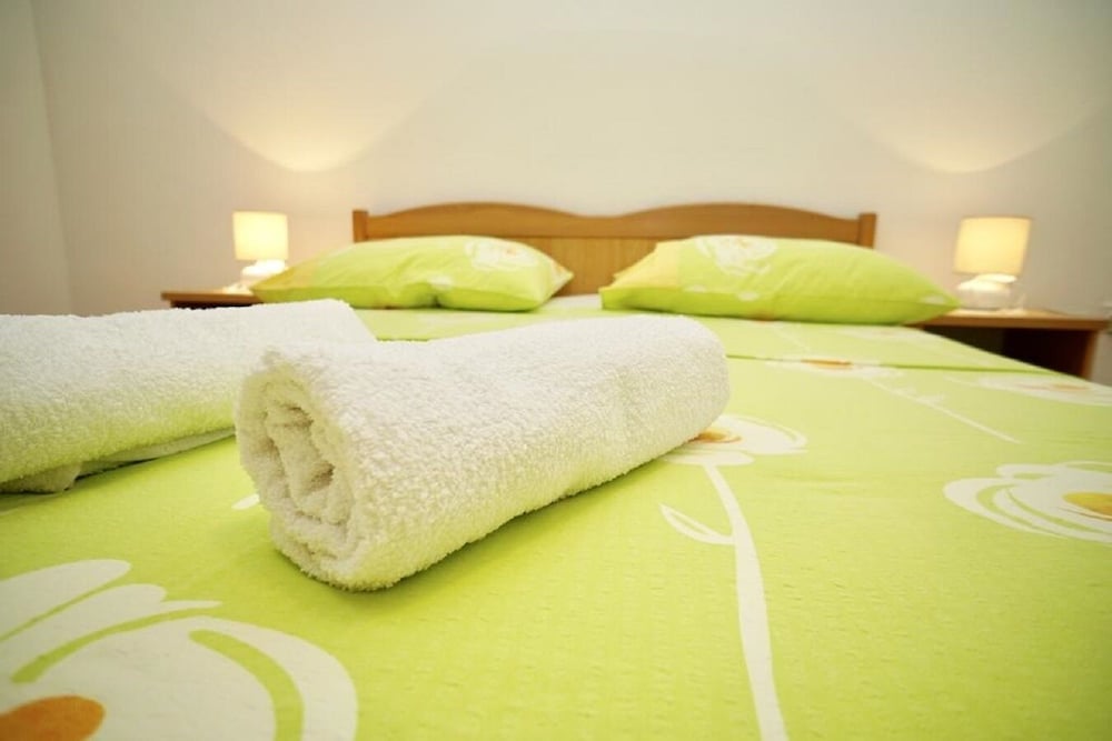 Apartment (Rose - 30 m from the beach - A5(2+1)) photo 3