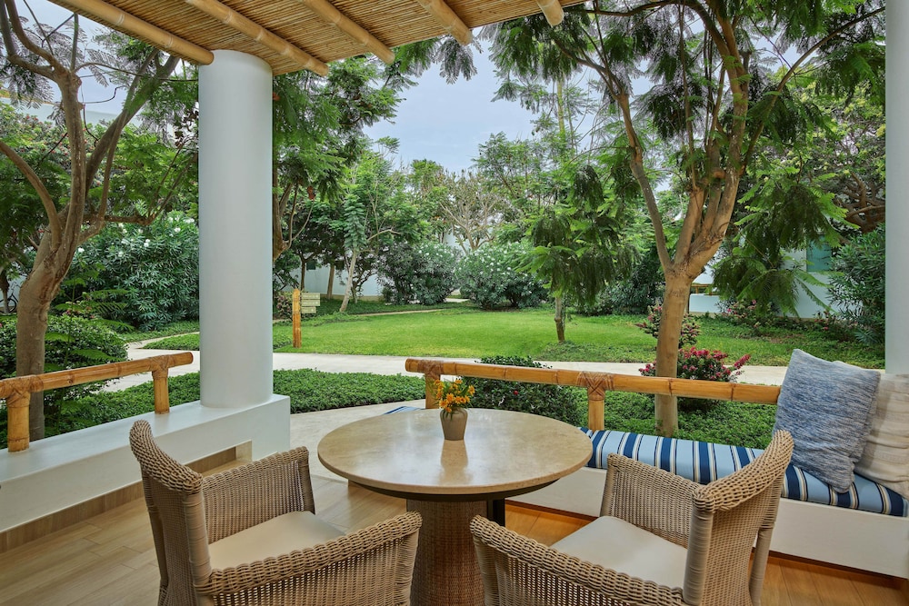 Superior Room, 1 King Bed, Terrace (TERRACE)