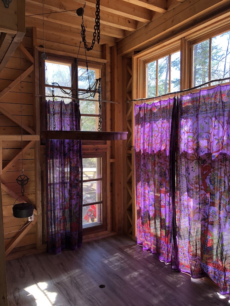 Panoramic Cabin, Multiple Beds, Mountain View, Mountainside photo 3