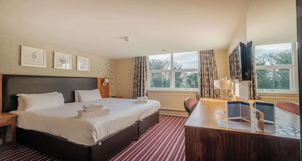 Standard Room, 2 Twin Beds, Non Smoking - Photo 8