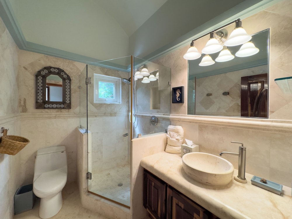 Coral View Villa photo 2