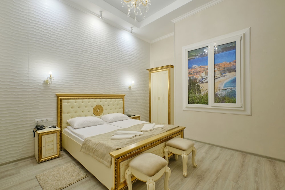 Economy Double or Twin Room
