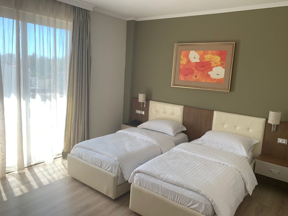 Comfort Twin Room, Non Smoking, City View
