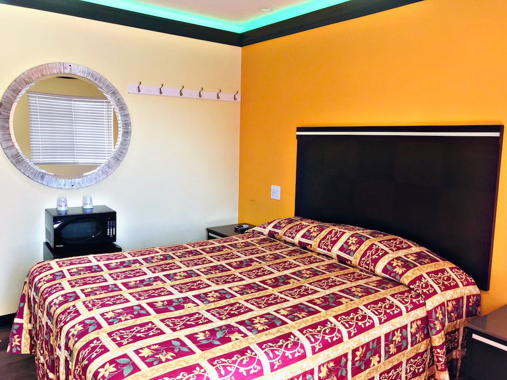 Exclusive Single Room, 1 Queen Bed, Non Smoking