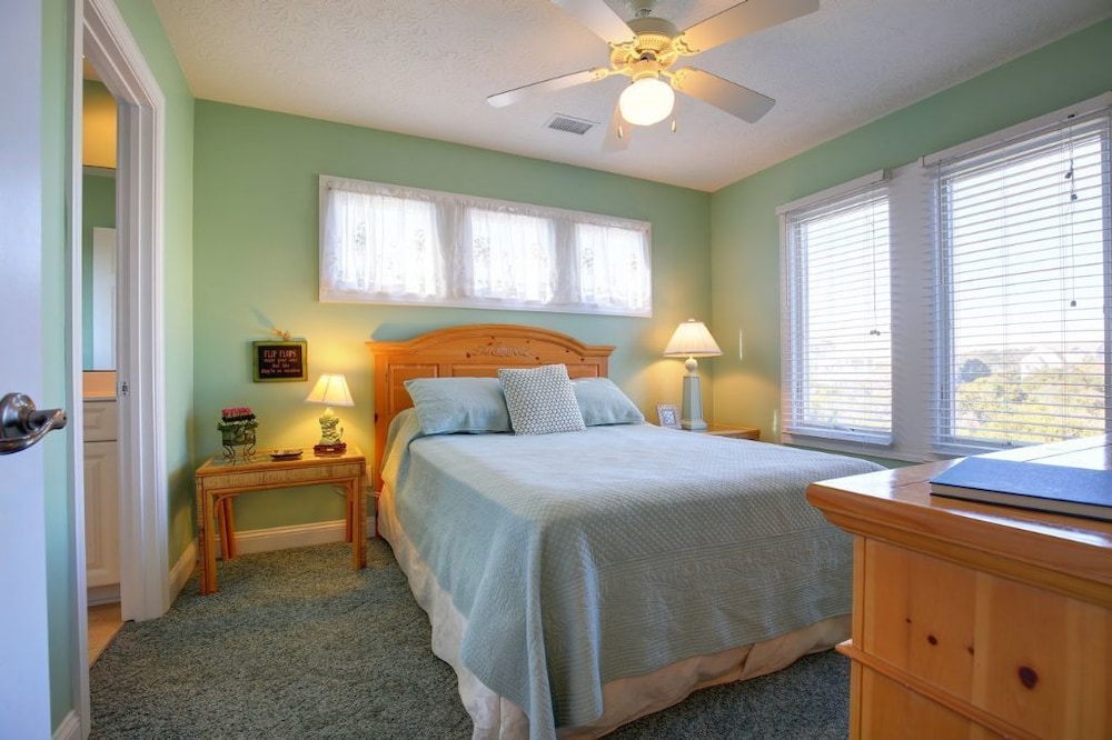 House, 4 Bedrooms photo 1