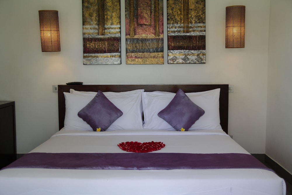 Deluxe Room, 1 King Bed