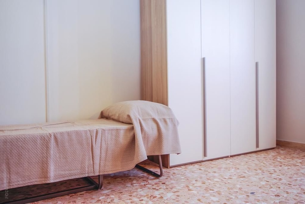 Double Room, Private Bathroom (Brownie) photo 3