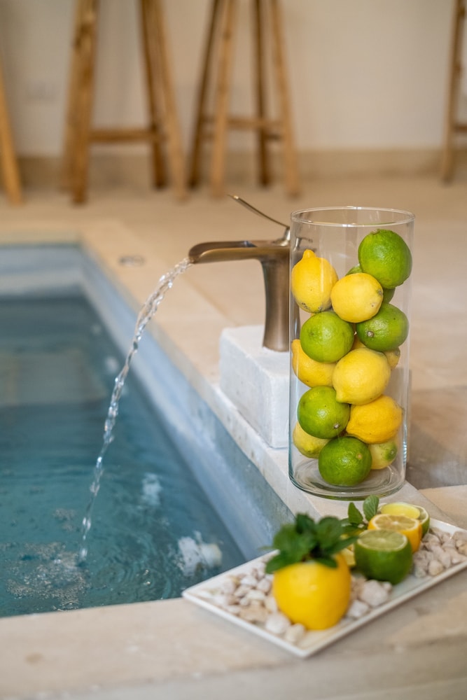 Suite, Hot Tub (4 Prs) - Photo 6