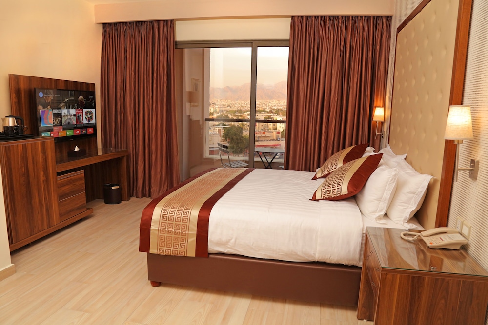 Executive Room, 1 Bedroom, Refrigerator, Executive Level