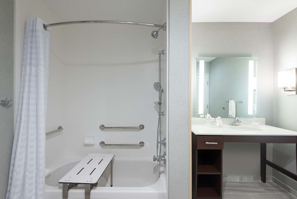Suite, 2 Queen Beds, Accessible, Bathtub (Mobility & Hearing) photo 1