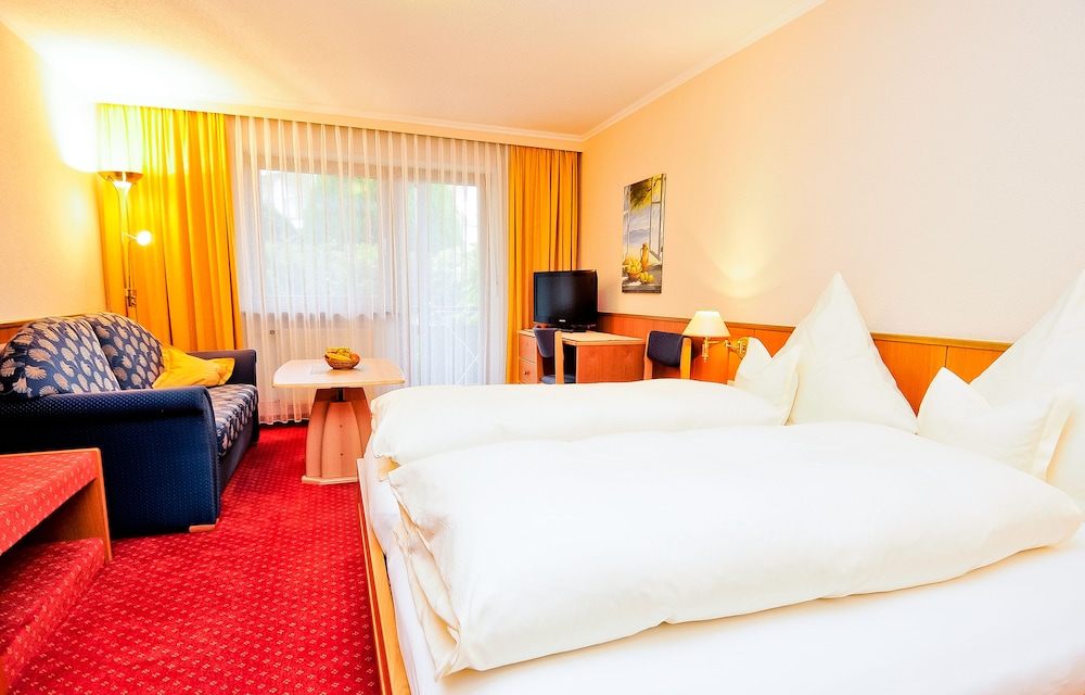 Standard Double Room photo 3