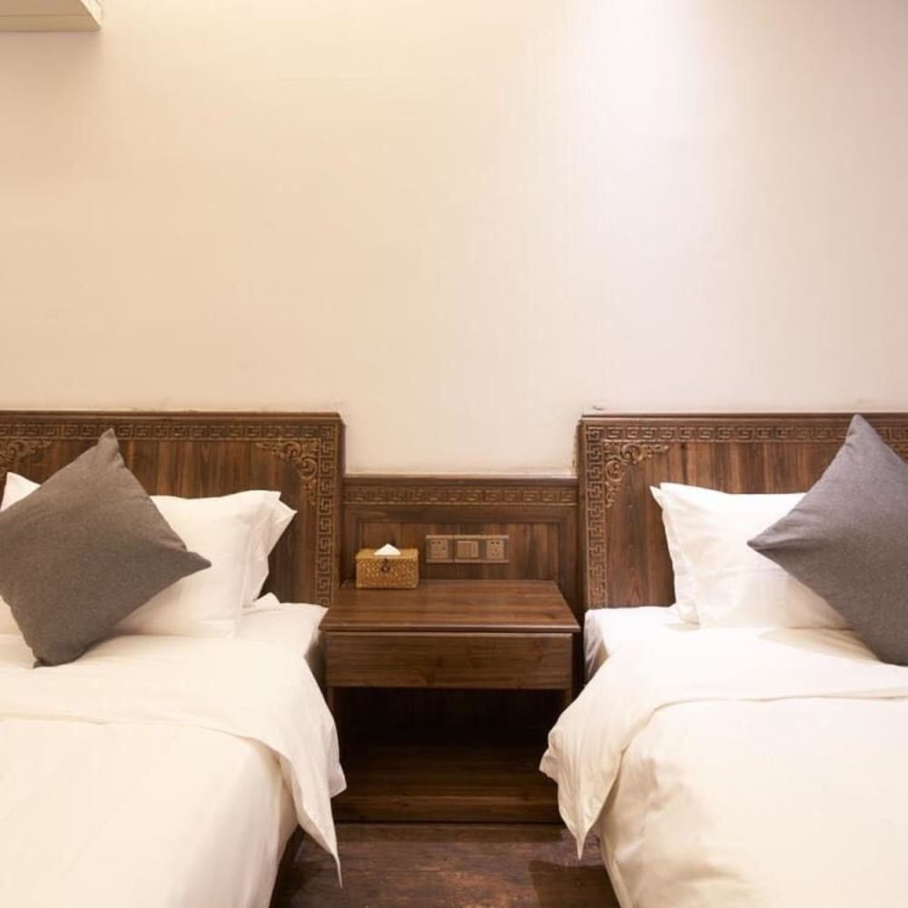Twin Room, Non Smoking photo 3