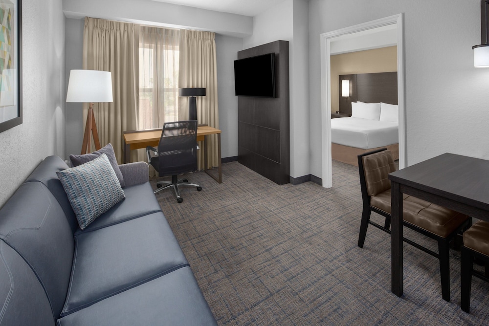 Suite, 1 Bedroom photo 1